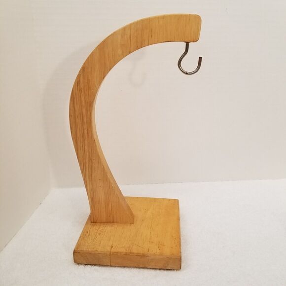 Pomerantz vintage hardwood 1' tall banana hook counter top - Picture 2 of 10